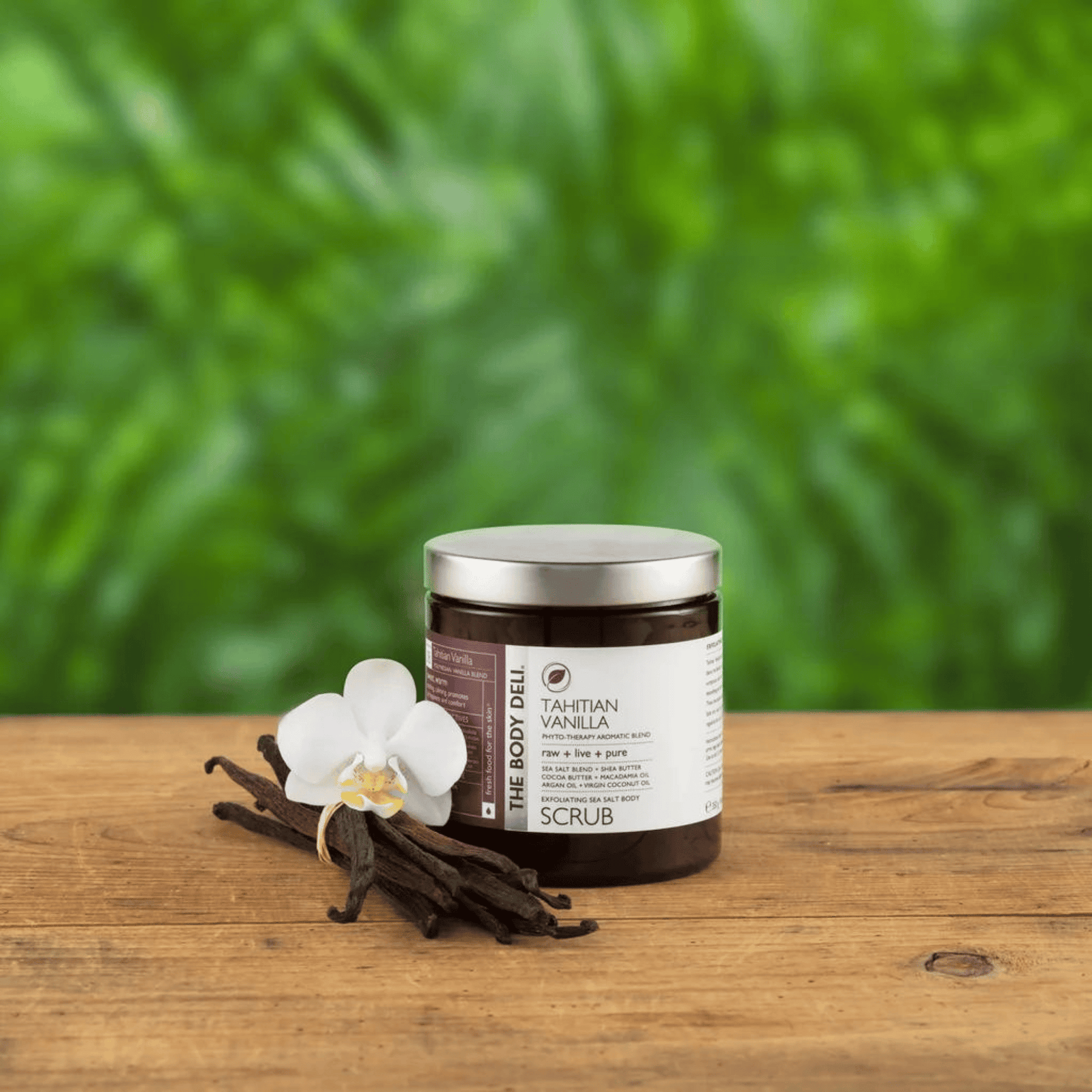 scrub on wood with vanilla and flower