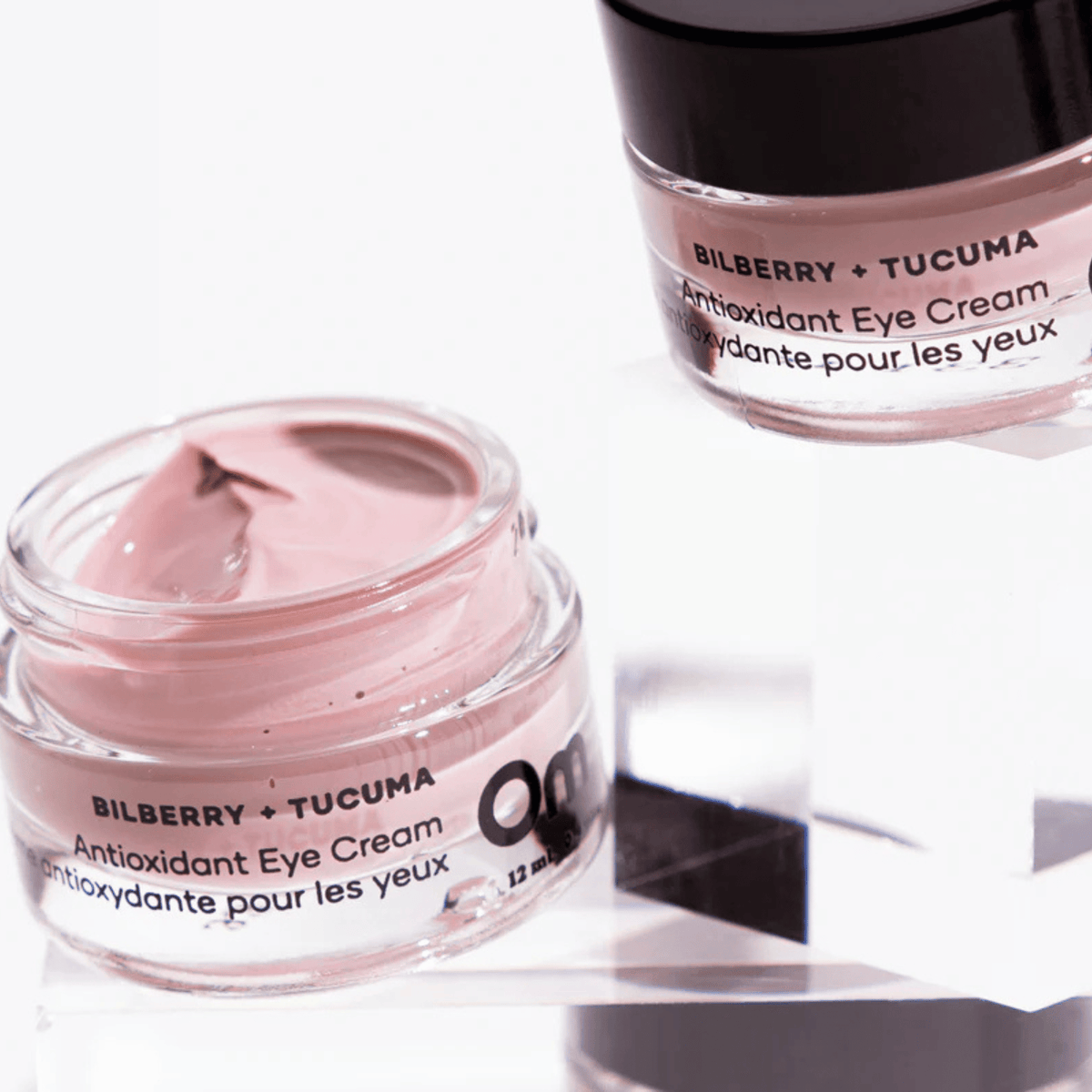 Om Bilberry + Tucuma Antioxidant Eye Cream