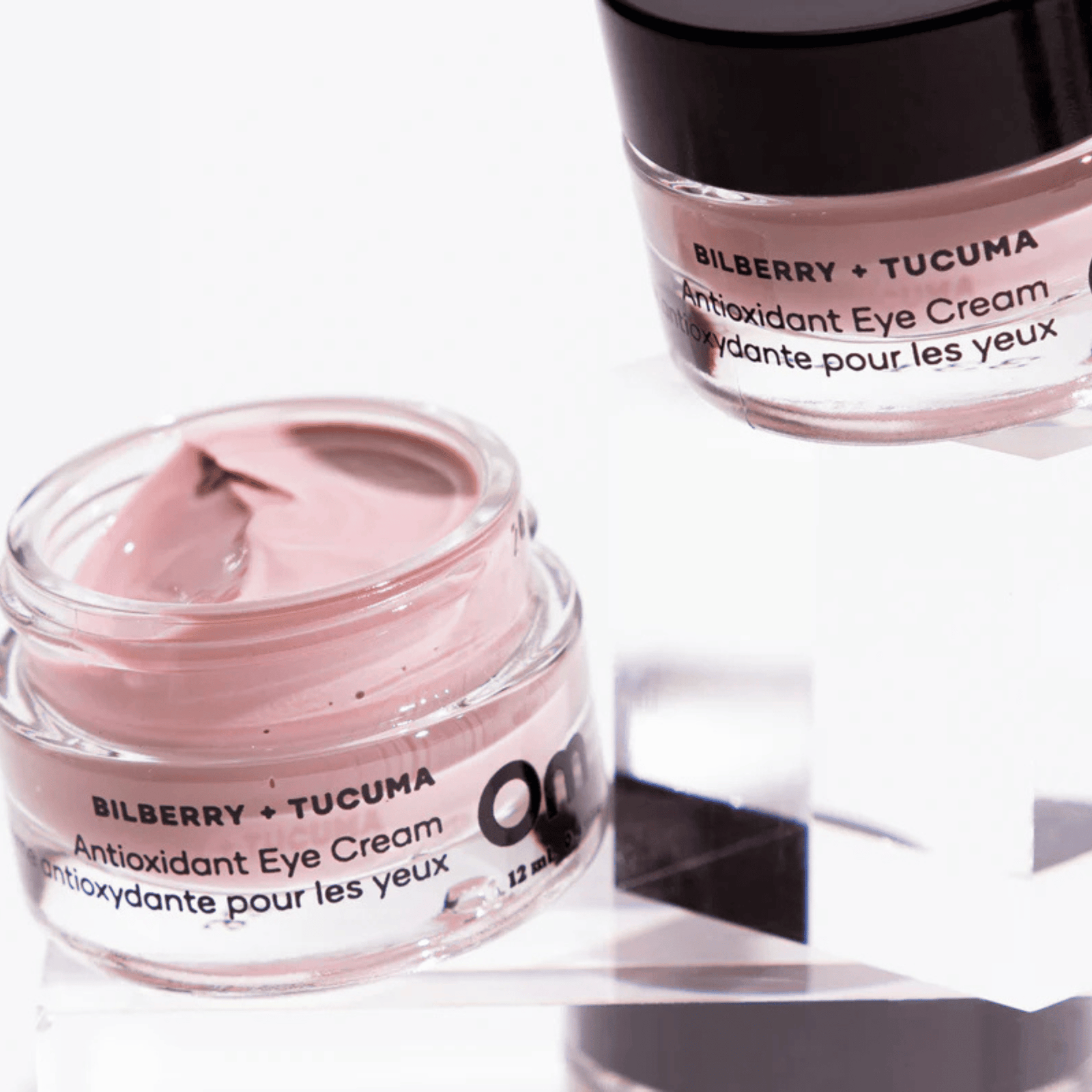 Om Bilberry + Tucuma Antioxidant Eye Cream