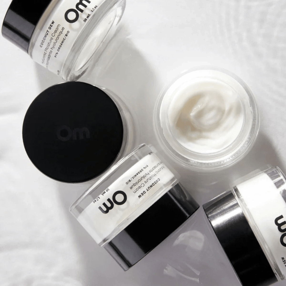 Om Coconut Dew Hyaluronic Moisture Cream