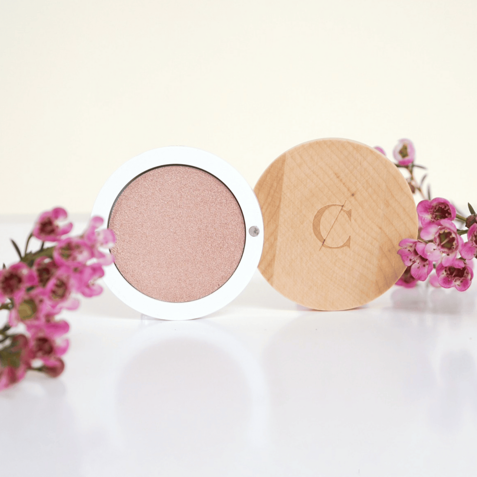 highlighter with flowers